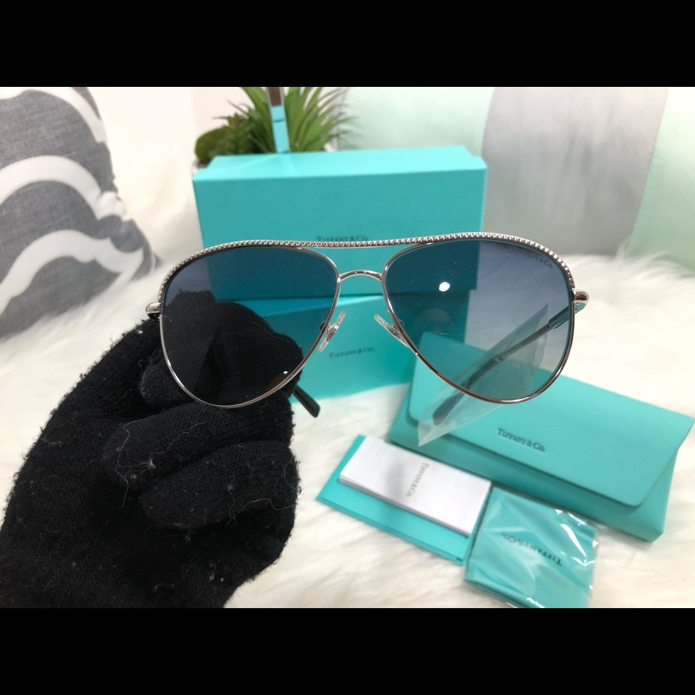 Tiffany Aviator Sunglasses - Picture 2 of 12